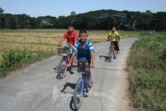 Half day bicycle tour east of Chiang Mai Thailand image