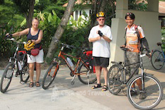 2-daagse fietstoer ten oosten van Chiang Mai Thailand foto.